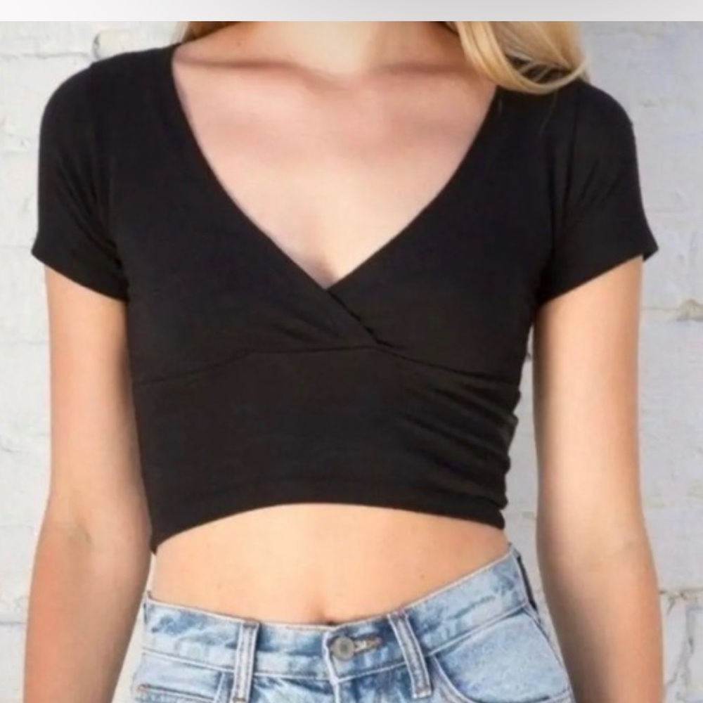 NEVER WORN Brandy Melvile black cross crop top